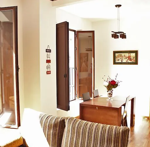 Casa De La Lonja