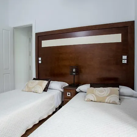 卡萨德拉龙佳公寓 * 格拉纳达